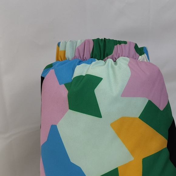 Amazon Essentials Multicolor Puffer Jacket - Picture 3 of 8